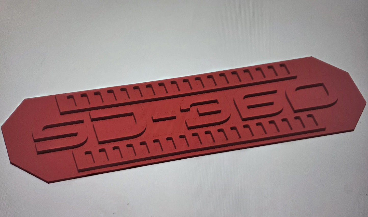 Custom Husky Bin Center Plate